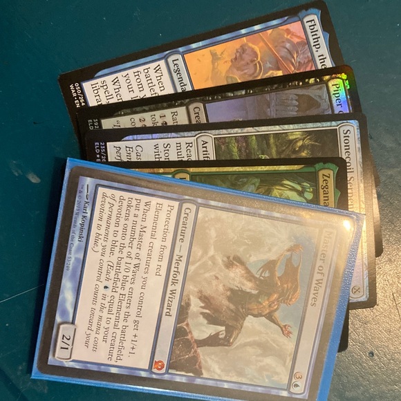 Other - Magic the gathering 4 rare and 1 legendary blind pack